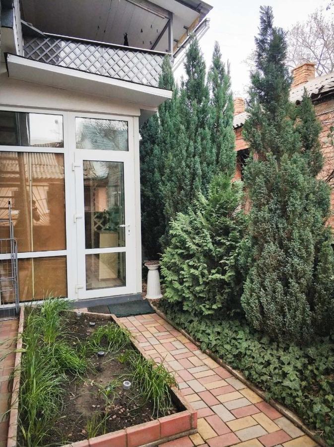 Апартаменты В Центре, По Типу Хостел Kropîvnîțkîi Exterior foto